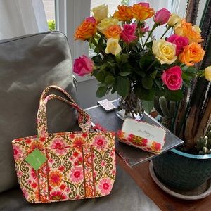 NWT Vera Bradley bag and hard sunglass case bundle!